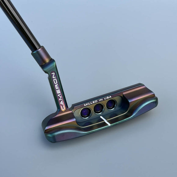 スコッティキャメロン 2023 スーパーセレクト ニューポート パター 右利き用 DLCレインボー加工 KBS CT TOUR ブラックシャフト 362g ヘッドカバー付 新品