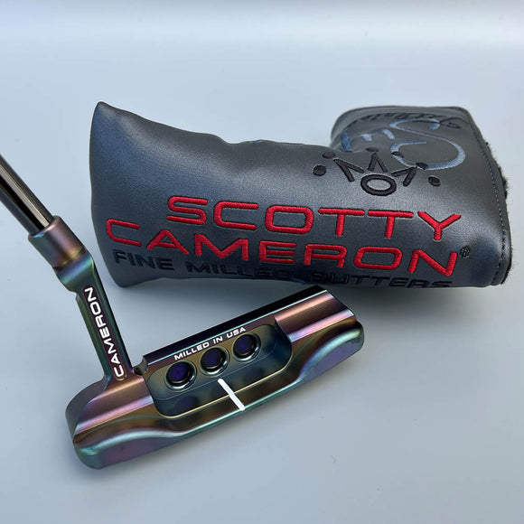 スコッティキャメロン 2023 スーパーセレクト ニューポート パター 右利き用 DLCレインボー加工 KBS CT TOUR ブラックシャフト 362g ヘッドカバー付 新品
